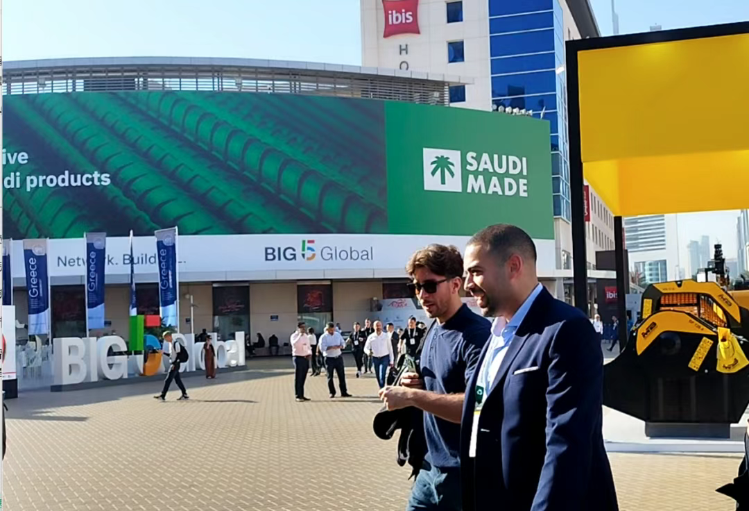 1766110860148477.png 7598b8e4-6c46-4a58-b563-72d64b640c36.png